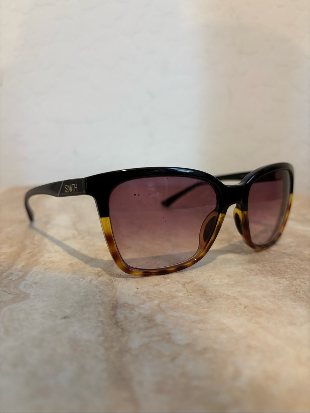 SMITH Colette Women's Tortoise-to-Black Gradient Frame Sunglasses